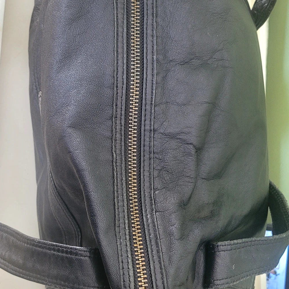 Rare Nike Black Leather Ladies Duffle Bag - Picture 7 of 16